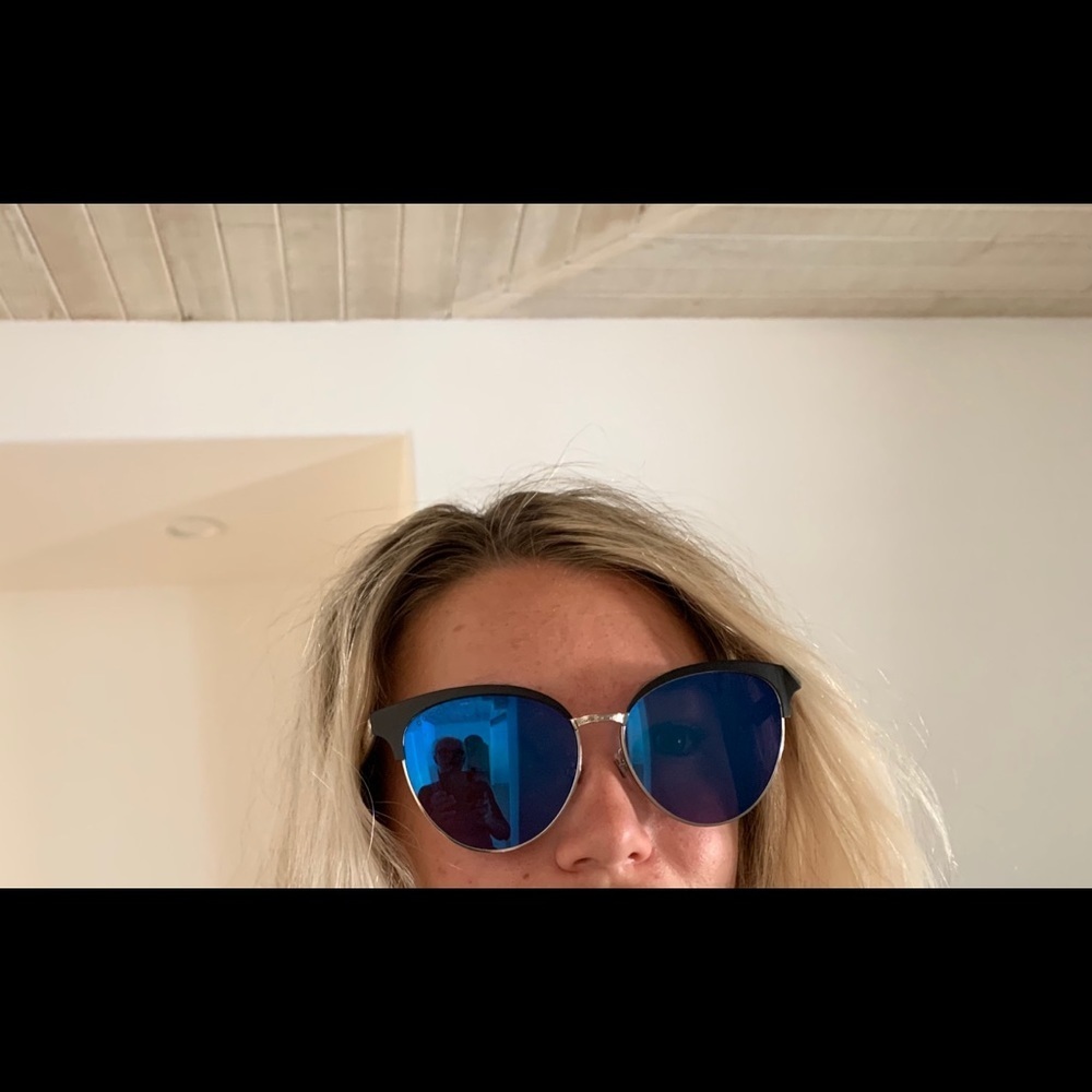 Gucci NEW sunglasses authentic - Picture 6 of 8